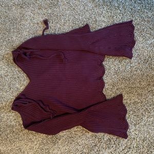 Pacsun women’s cropped sweater top